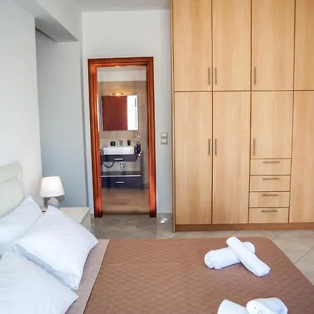 Nikos Spacious And Panoramic