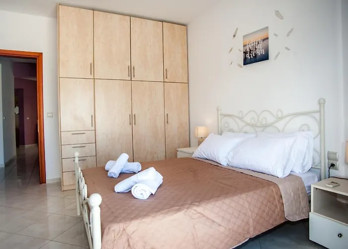 Nikos Spacious And Panoramic