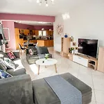 Nikos Spacious And Panoramic Apartman
